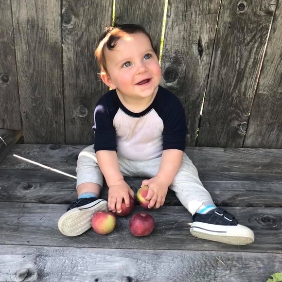 Meet your Posher, Cecilia - Picture 1 of 1